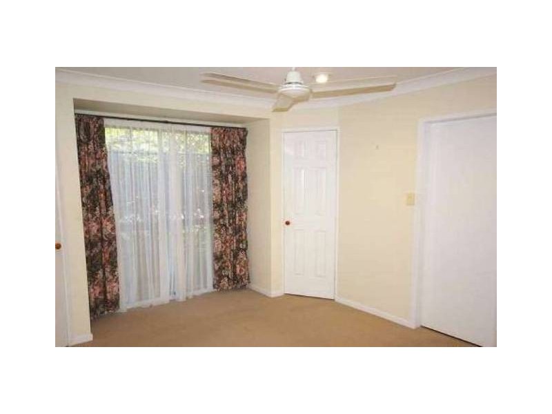 5 Marton Place, Banksia Beach QLD 4507