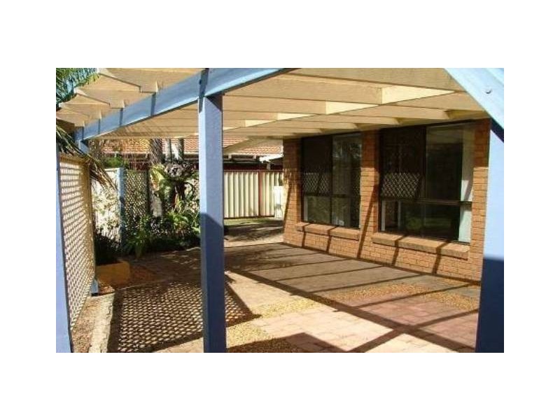 5 Marton Place, Banksia Beach QLD 4507