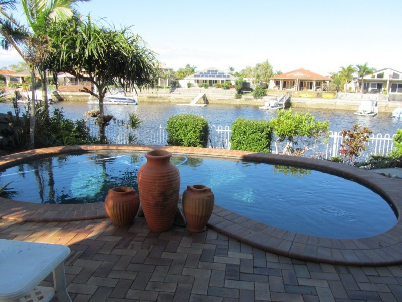 1/23 Dugong Crescent, Banksia Beach QLD 4507