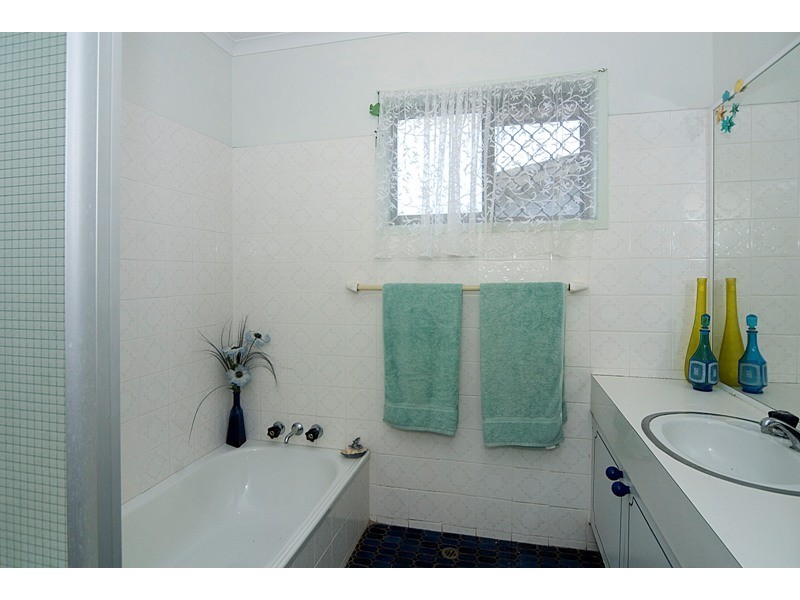 20 Crouch Avenue, Bongaree QLD 4507
