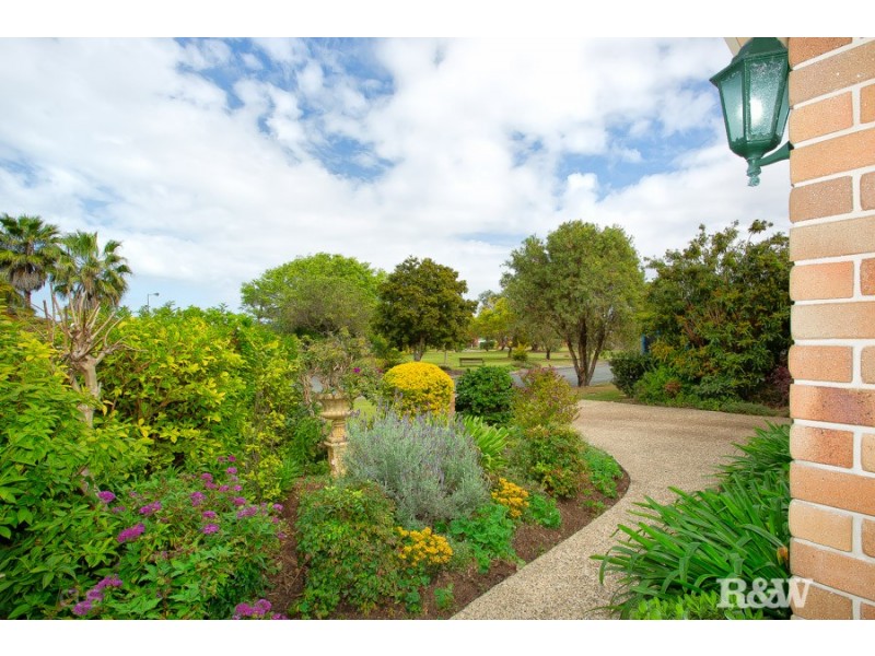 9 Magdalena Place, Banksia Beach QLD 4507