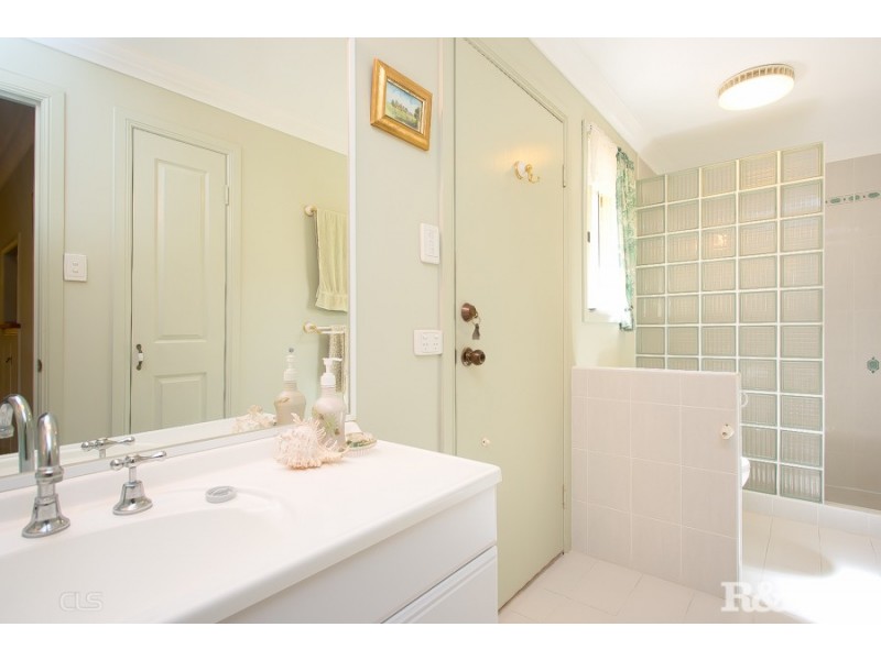9 Magdalena Place, Banksia Beach QLD 4507