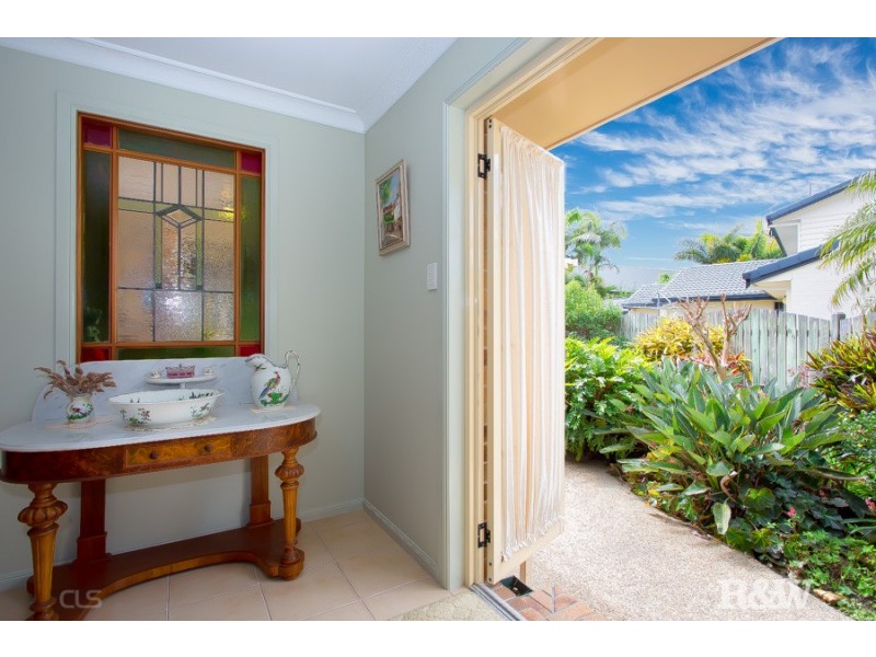 9 Magdalena Place, Banksia Beach QLD 4507