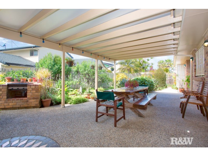 9 Magdalena Place, Banksia Beach QLD 4507