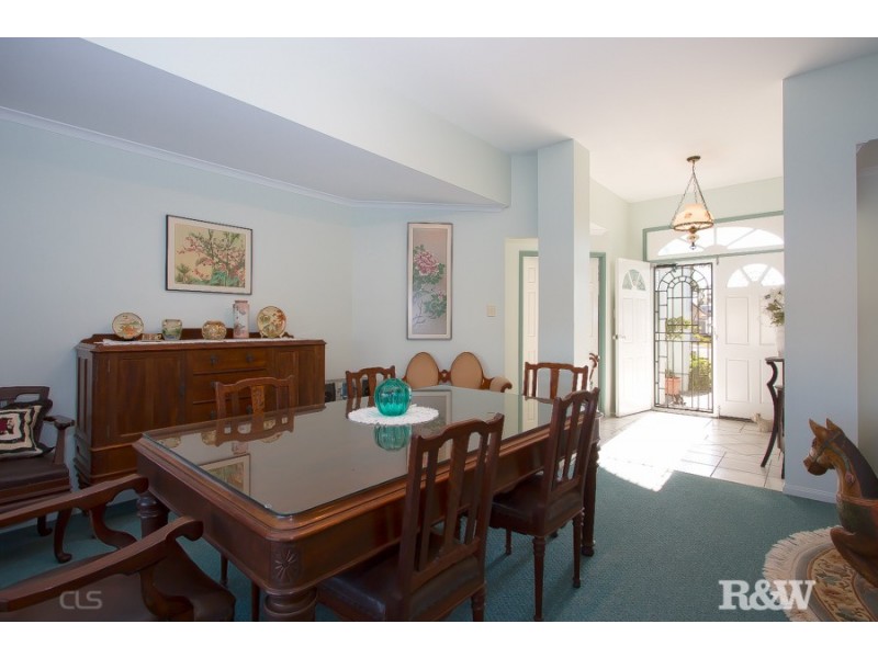 5 Commodore Place, Banksia Beach QLD 4507