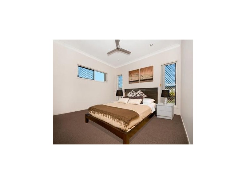64 Pentas Drive, Bongaree QLD 4507