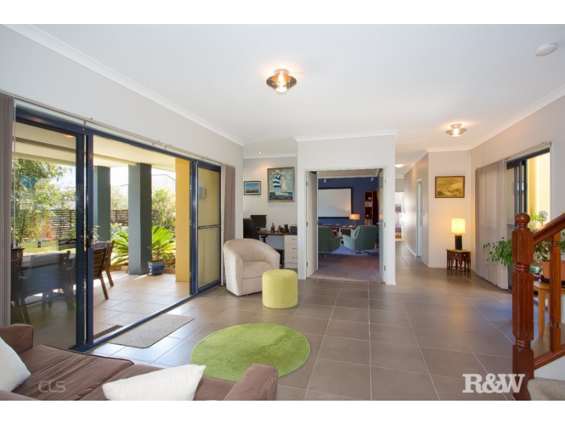 25 Kakadu Circuit, Banksia Beach QLD 4507