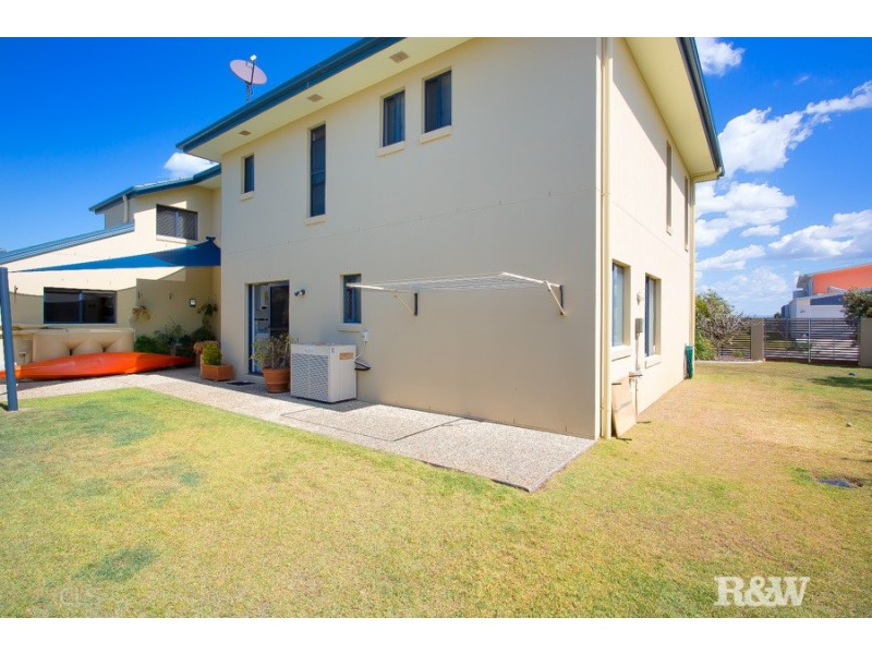 25 Kakadu Circuit, Banksia Beach QLD 4507