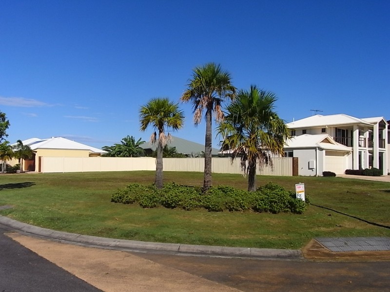 81 Kakadu Circuit, Banksia Beach QLD 4507