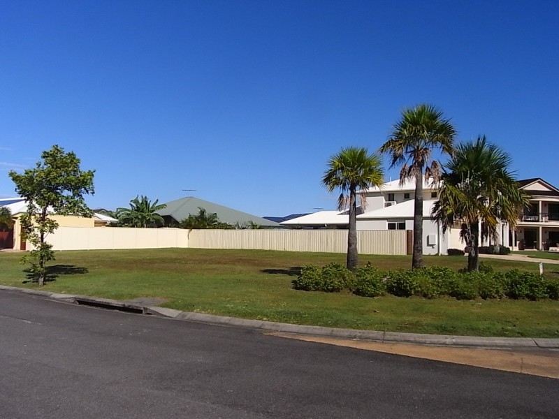 81 Kakadu Circuit, Banksia Beach QLD 4507