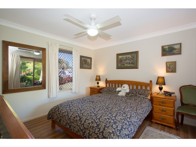 8 Seahorse Court, Banksia Beach QLD 4507