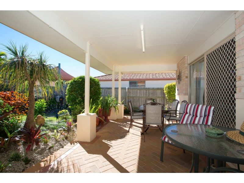 8 Seahorse Court, Banksia Beach QLD 4507