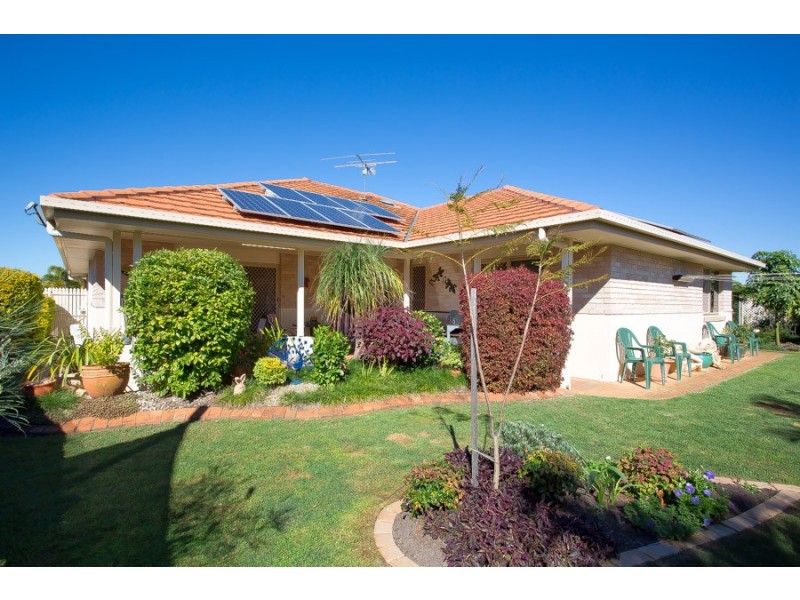 8 Seahorse Court, Banksia Beach QLD 4507