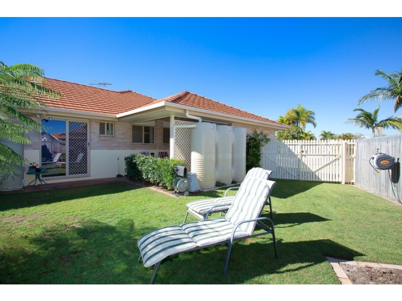 8 Seahorse Court, Banksia Beach QLD 4507
