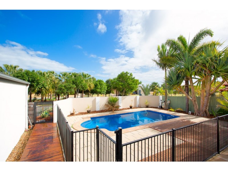 99 Cosmos Avenue, Banksia Beach QLD 4507