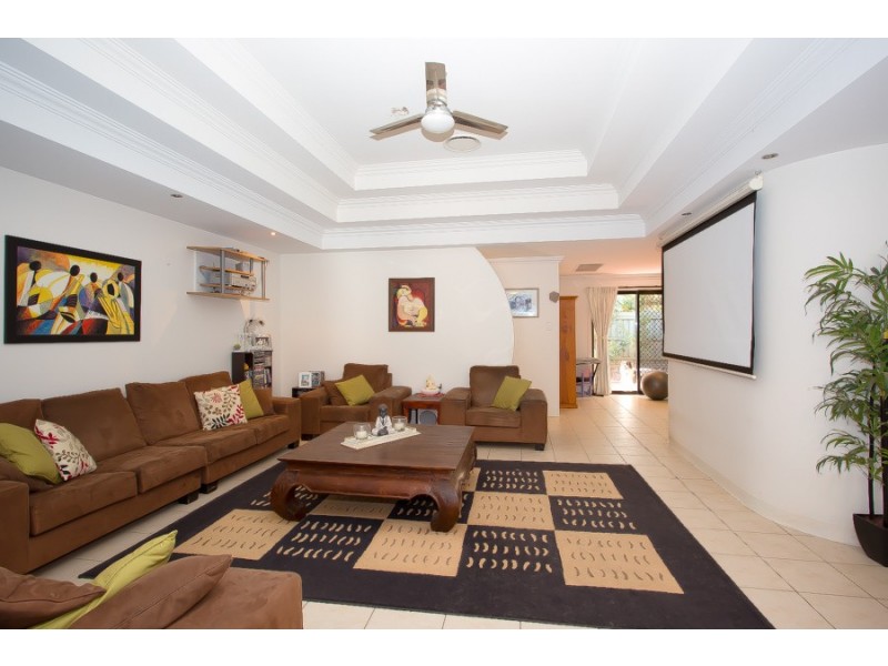 99 Cosmos Avenue, Banksia Beach QLD 4507