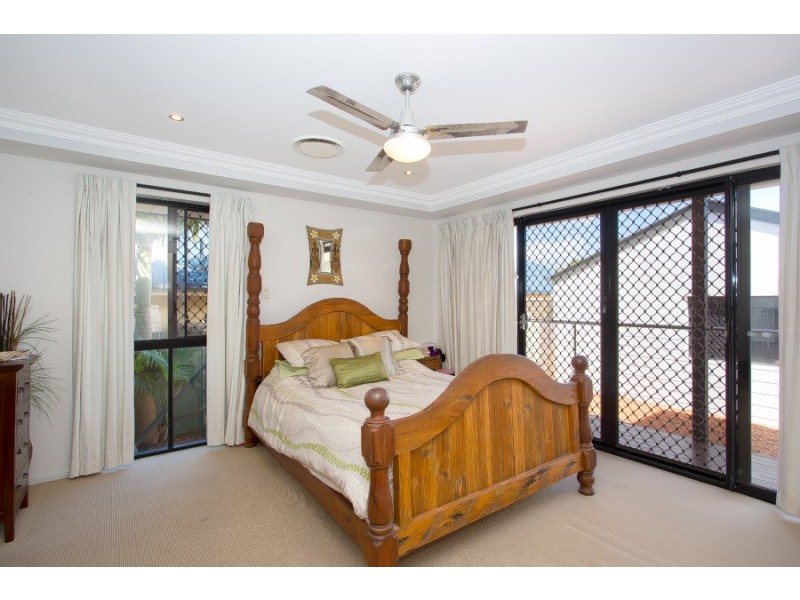 99 Cosmos Avenue, Banksia Beach QLD 4507