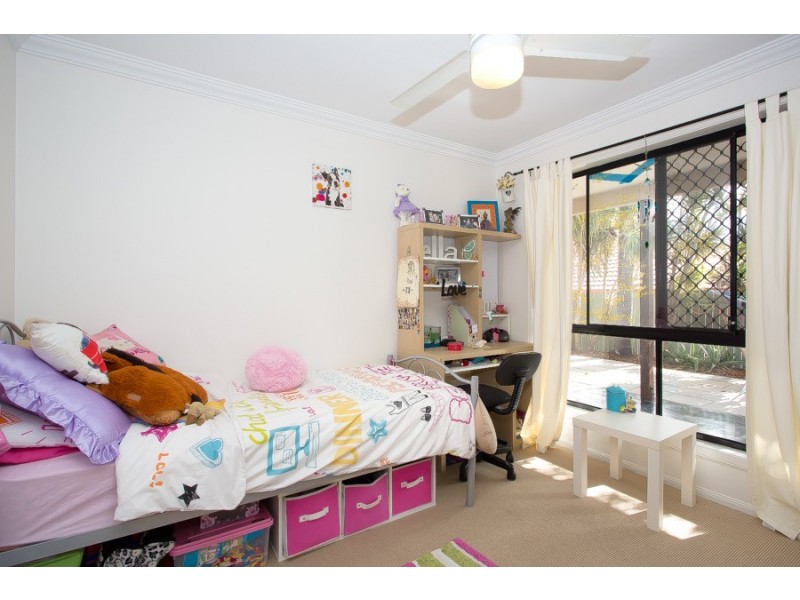 99 Cosmos Avenue, Banksia Beach QLD 4507