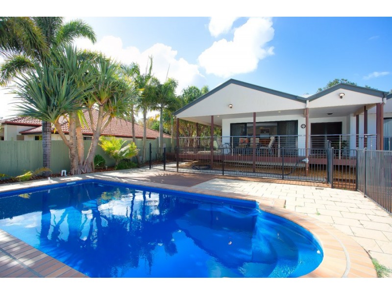 99 Cosmos Avenue, Banksia Beach QLD 4507