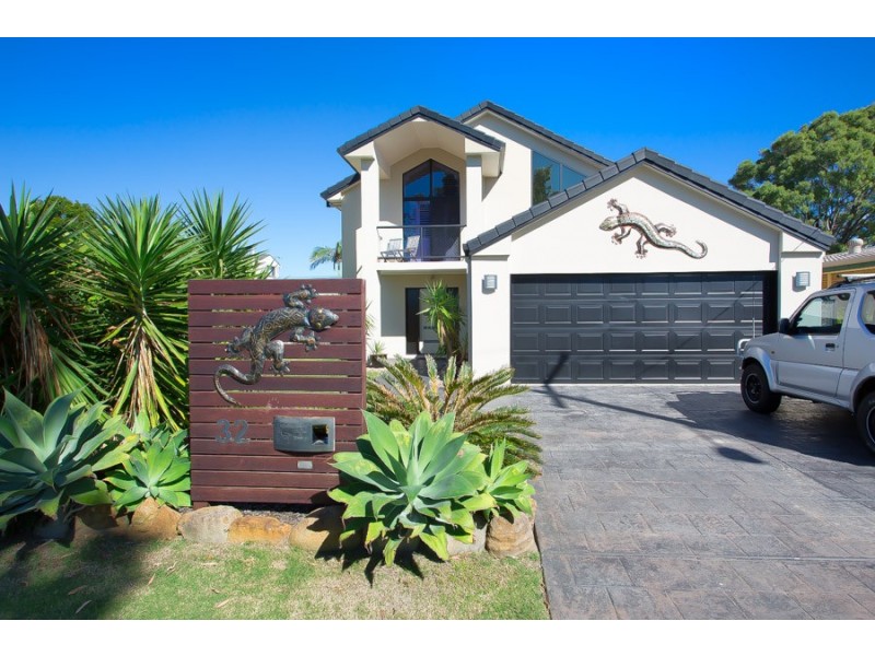 32 Lowry Street, Woorim QLD 4507