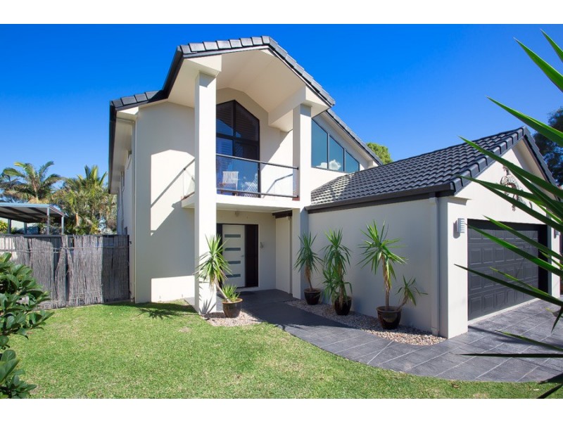 32 Lowry Street, Woorim QLD 4507