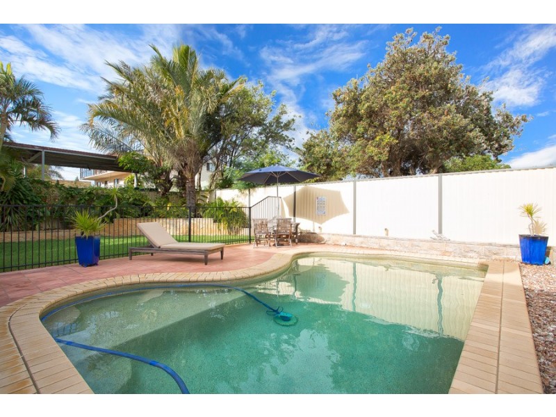 32 Lowry Street, Woorim QLD 4507