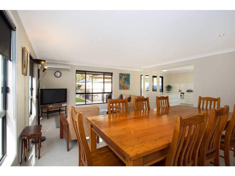 32 Lowry Street, Woorim QLD 4507