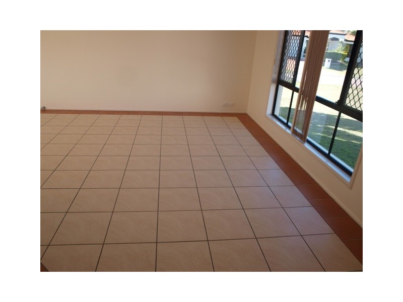 5 Schooner Court, Banksia Beach QLD 4507