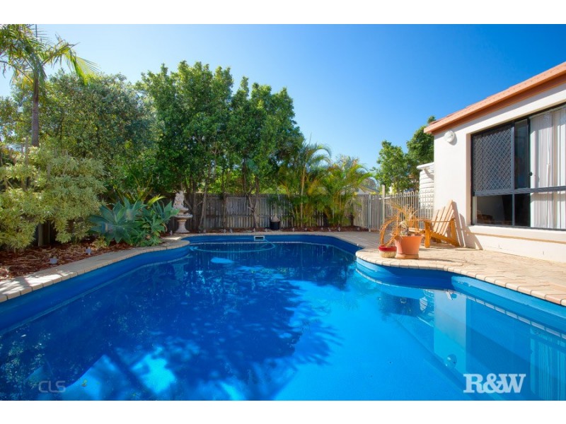 5 Schooner Court, Banksia Beach QLD 4507