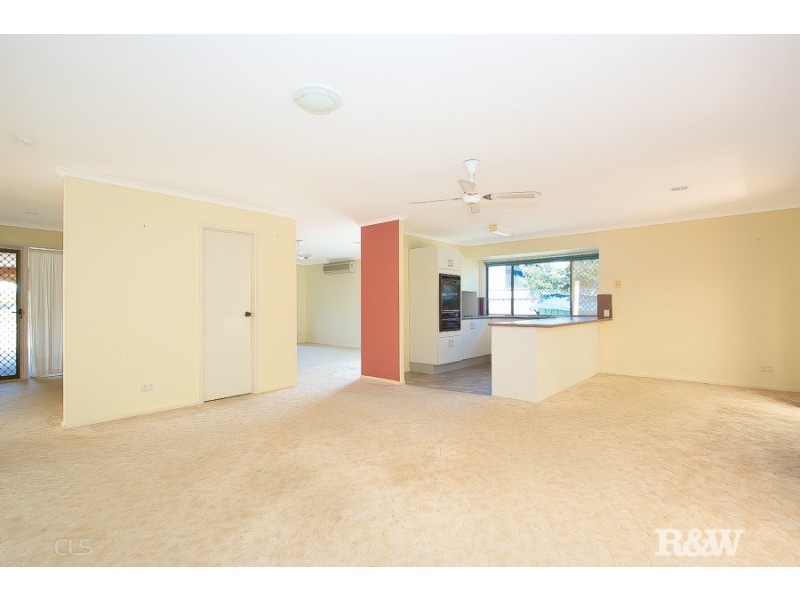 5 Captain Cook Drive, Banksia Beach QLD 4507