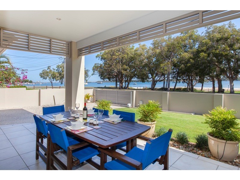 115 Sylvan Beach Esplanade, Bribie Island QLD 4507