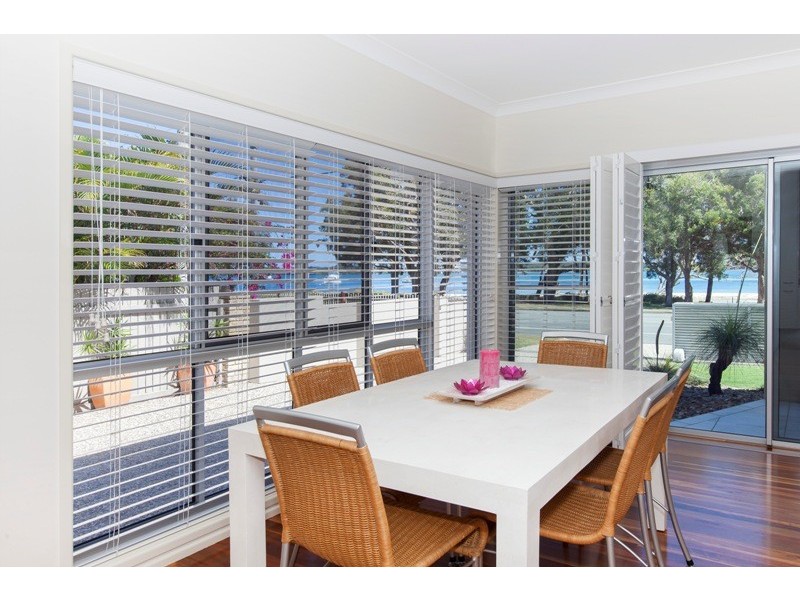 115 Sylvan Beach Esplanade, Bribie Island QLD 4507