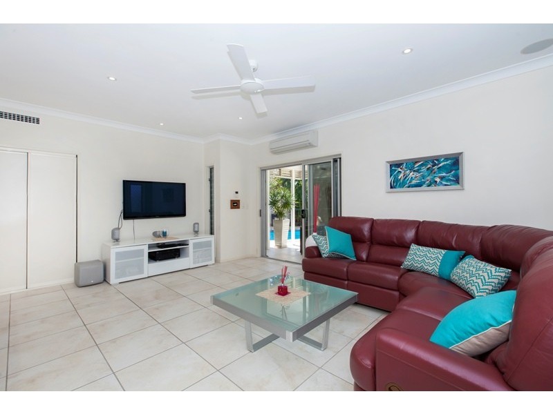 115 Sylvan Beach Esplanade, Bribie Island QLD 4507
