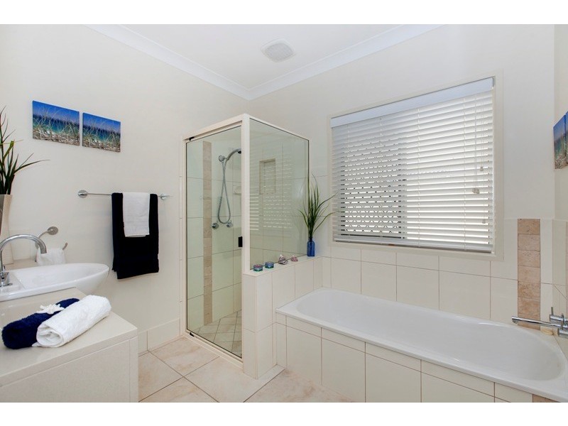 115 Sylvan Beach Esplanade, Bribie Island QLD 4507