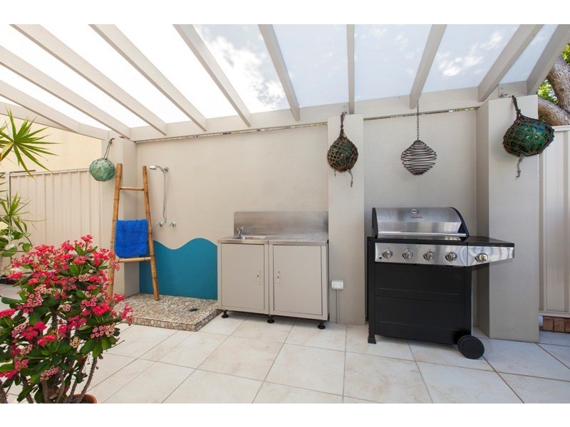 115 Sylvan Beach Esplanade, Bribie Island QLD 4507