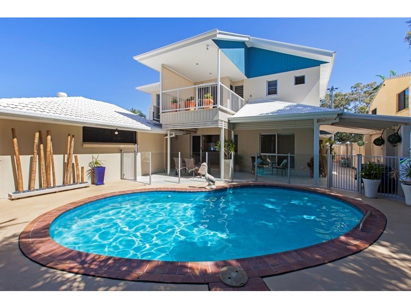 115 Sylvan Beach Esplanade, Bribie Island QLD 4507