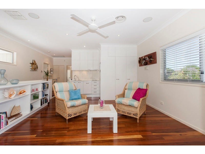 115 Sylvan Beach Esplanade, Bribie Island QLD 4507