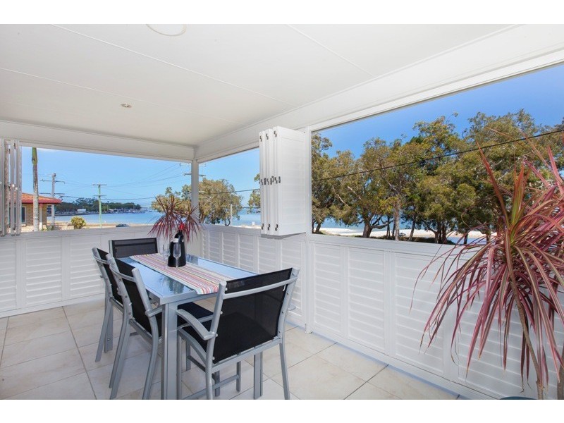 115 Sylvan Beach Esplanade, Bribie Island QLD 4507
