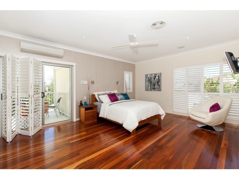 115 Sylvan Beach Esplanade, Bribie Island QLD 4507