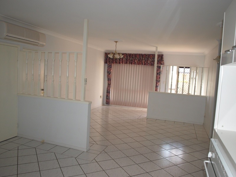 2/11 Fathom Court, Banksia Beach QLD 4507