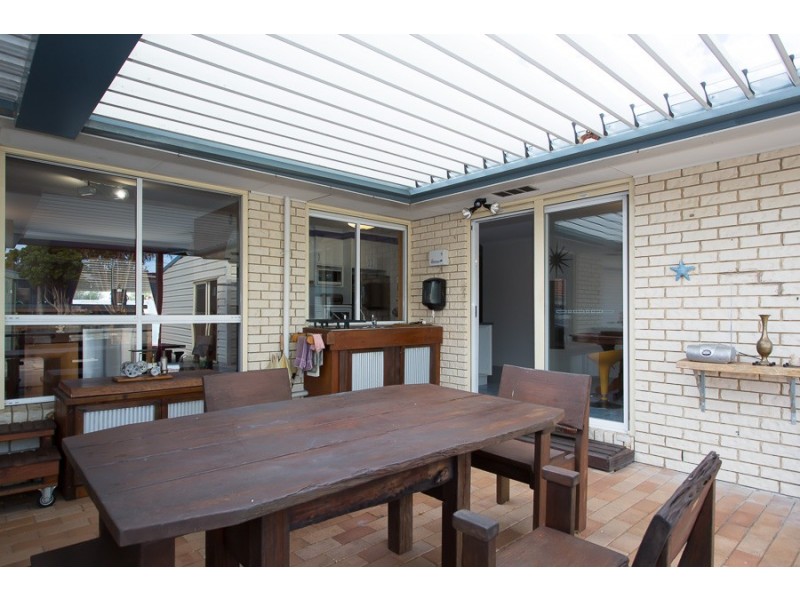 3 Village Avenue, Bongaree QLD 4507