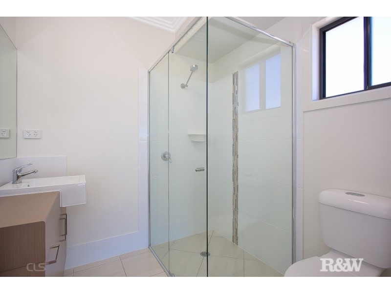 33 Pentas Drive, Bongaree QLD 4507