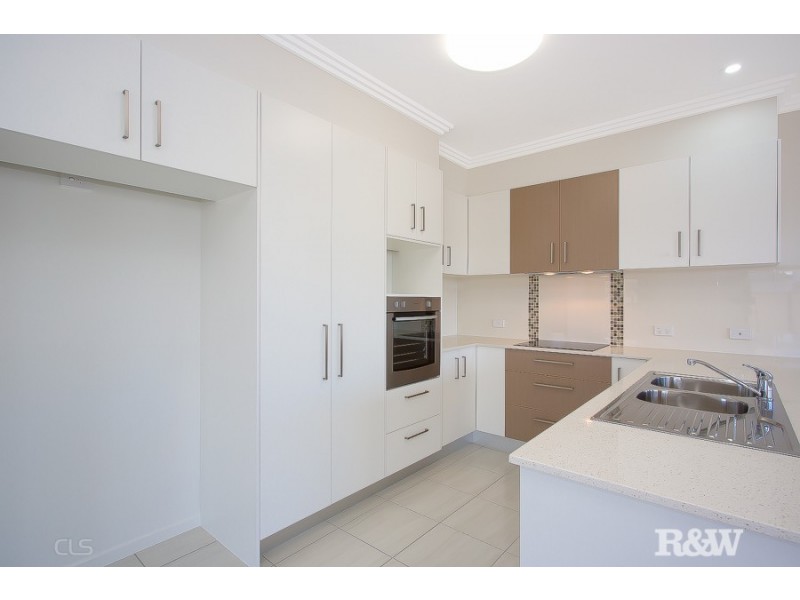 33 Pentas Drive, Bongaree QLD 4507