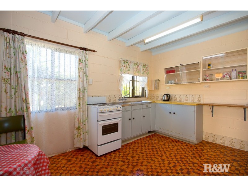 40 Brookes Crescent, Woorim QLD 4507
