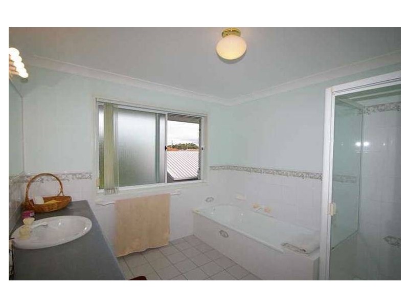 3 Pacific Drive, Banksia Beach QLD 4507