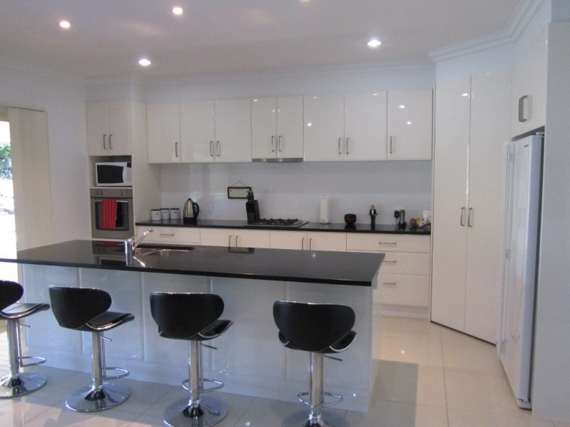 1-5 Barr Place, Ningi QLD 4511