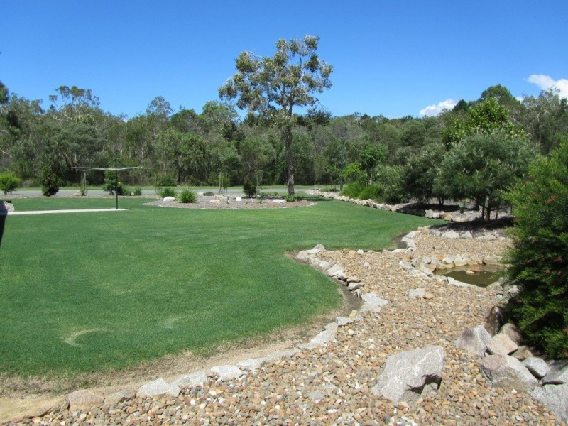 1-5 Barr Place, Ningi QLD 4511