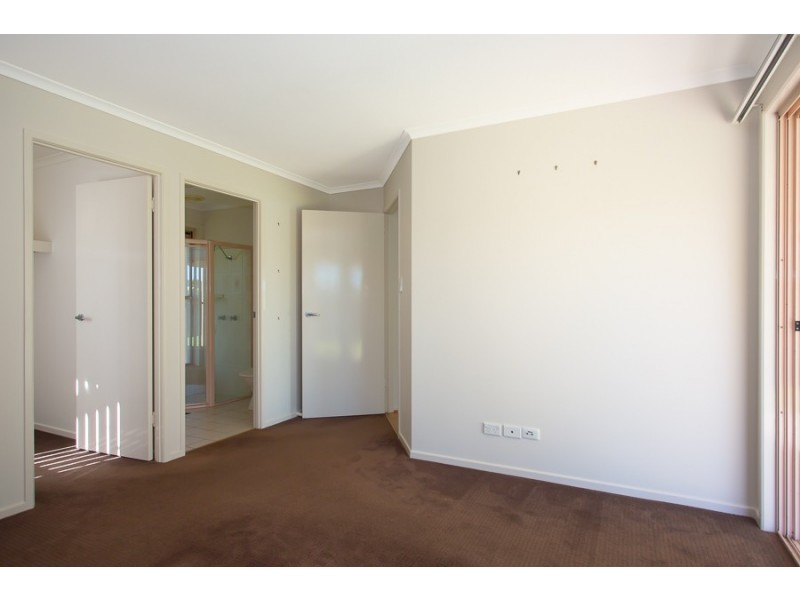 28 Topsail Circuit, Banksia Beach QLD 4507