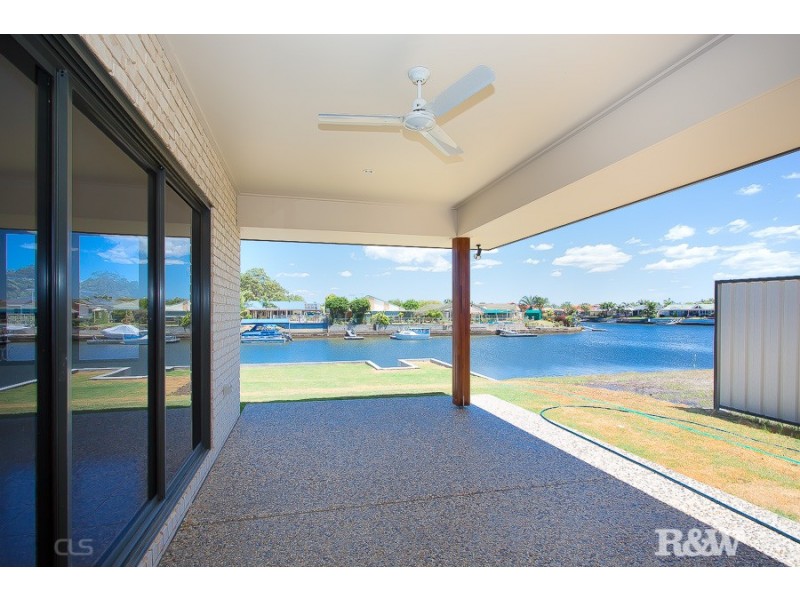 33 Pentas Drive, Bongaree QLD 4507