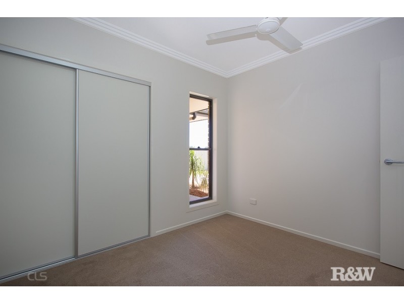 33 Pentas Drive, Bongaree QLD 4507